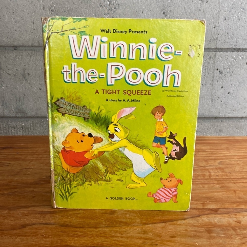 1982 Winnie-The-Pooh Book